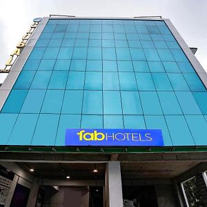 Fabhotel Global Spaces - Nr Nesco Exhibition Center